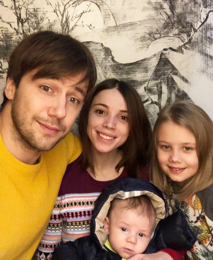 Жидков актер фото с семьей