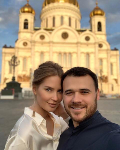 Ни с Гагариной, ни с Барановской! Эмин рассказал о разводе и личной жизни сейчас - «Я и Отдых»