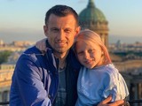 Как меня подозревали в романе со звездой и почему с Микки Рурком сложно работать - «Про жизнь»