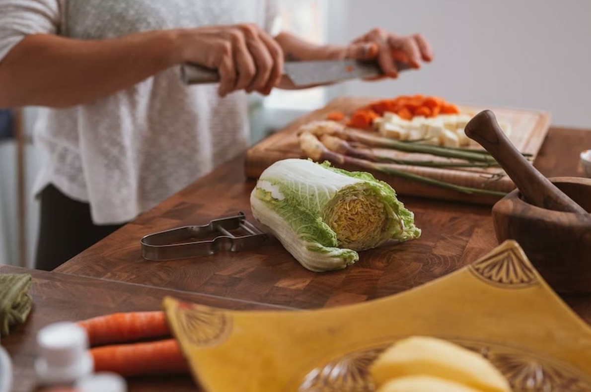 Диетолог посоветовала продукты для поддержания стройности после 60 лет - «ЕДА»